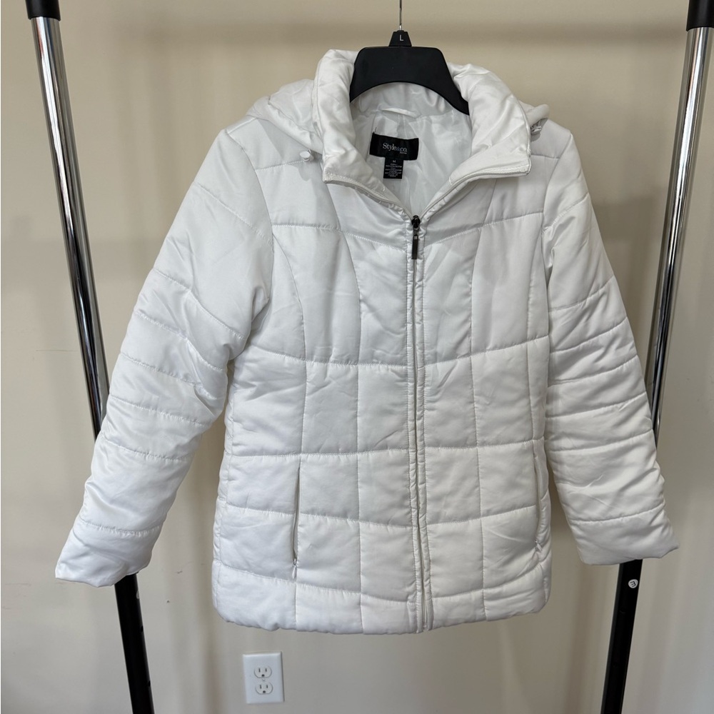 White Puffy Hooded Jacket